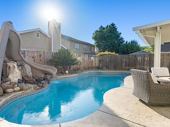 2nd image of 2312 Mills Ranch Way