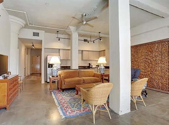 4th image of 441 Gravier St #P1