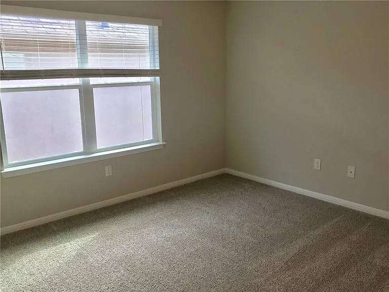 1121 Fairhaven Gtwy — Photo 23