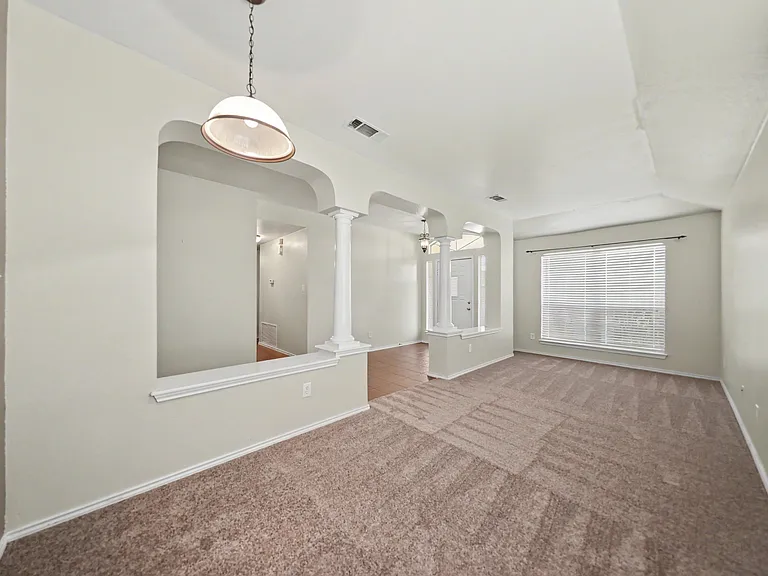 1804 Lobrecht Ct — Photo 12