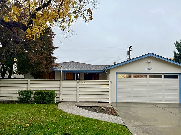 2nd image of 2637 Donovan Ave