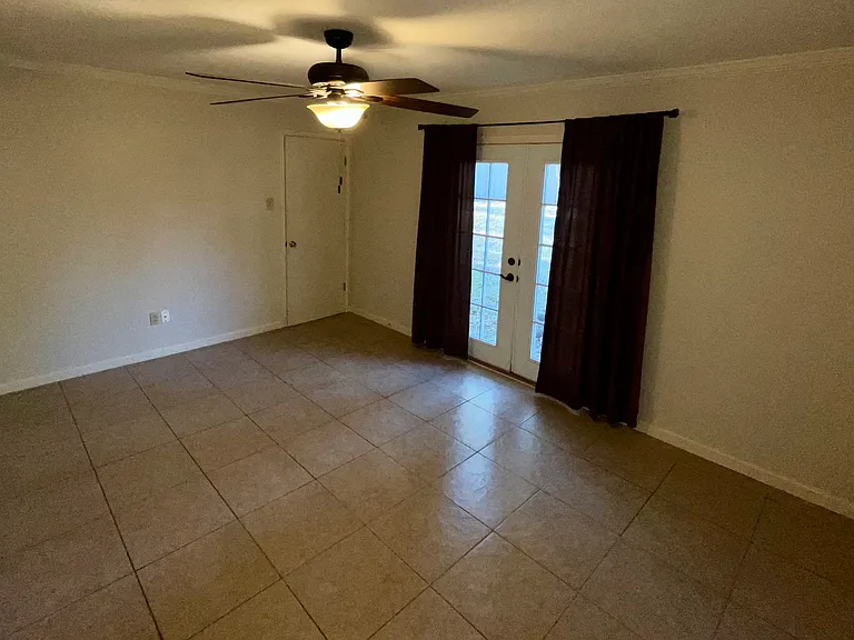 12219 Ridge Cave St — Photo 23
