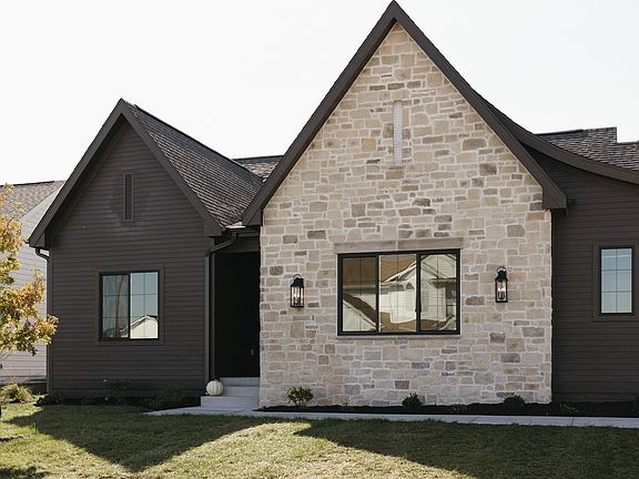 2nd image of 1920 Ada Hayden Rd