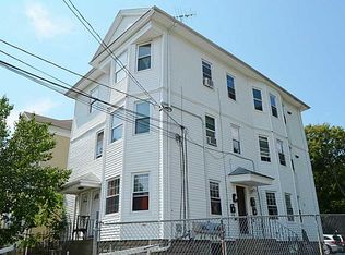 542 Power Rd, Pawtucket, RI 02860