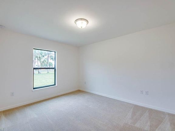 4th image of 850 Sea Urchin Cir