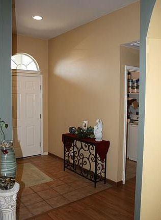 3rd image of 111 Lakemont Dr