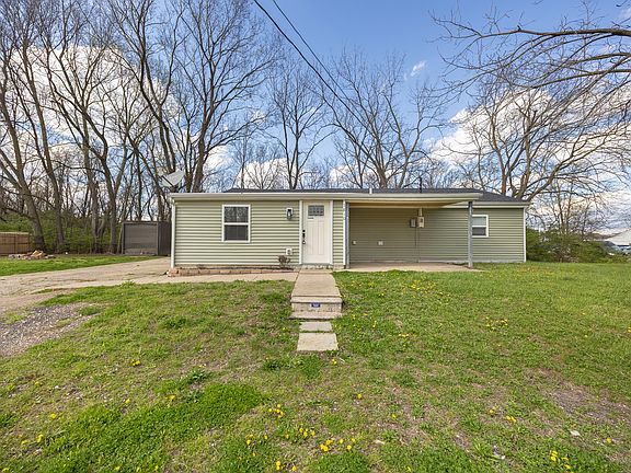 3rd image of 1810 Tanis Dr