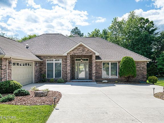 2nd image of 20 Inwood Dr