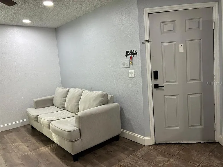 5701 Gatlin Ave #125 — Photo 3