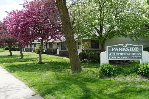 Primary Photo - Parkside Townhomes