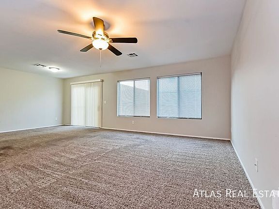 4th image of 9581 Grapeland Ave