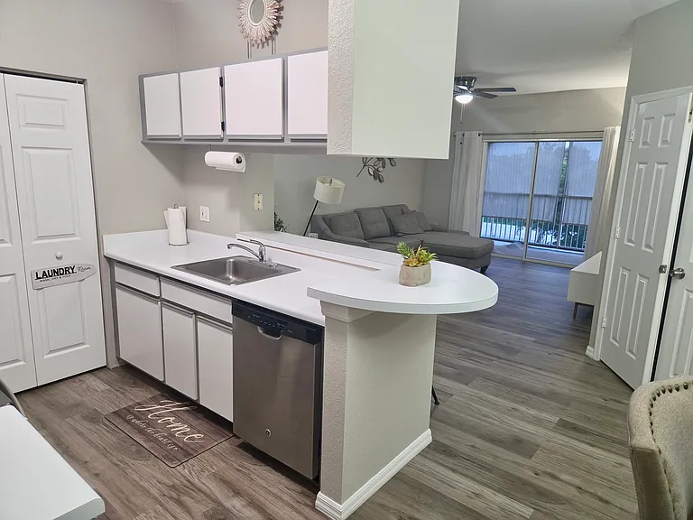 6481 Aragon Way #305 — Photo 11