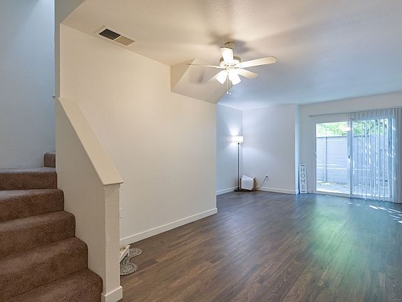 4th image of 2300-2350 Corby Ave #2340B