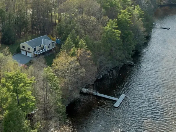 20 Birch Drive, Newmarket, NH 03857