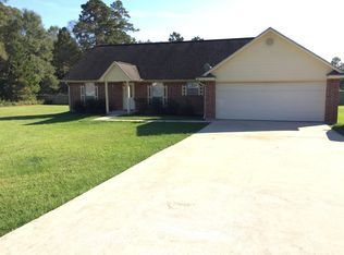 104 Dalewood Dr, Silsbee, TX 77656
