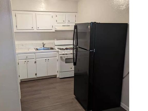 3rd image of 7914 Norvic St #4