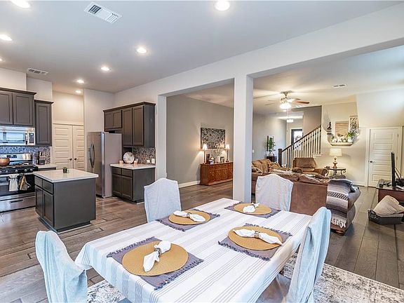 5th image of 12121 Cottage Promenade Ct