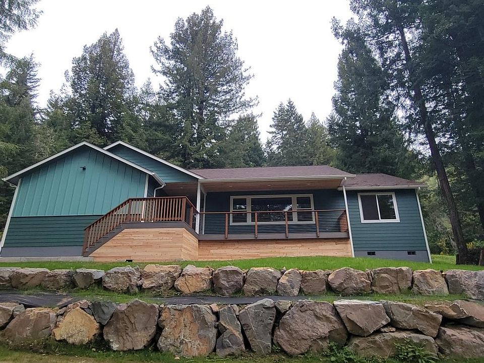 1st image of 321 Bell Hole Loop