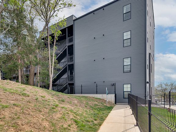 4th image of 2900 Edwin St #102