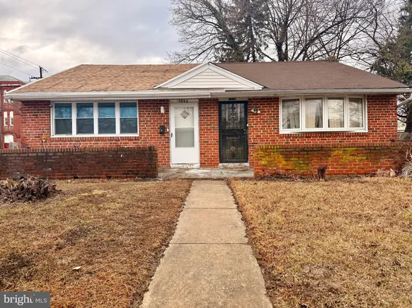 1330 W 2nd St, Chester, PA 19013