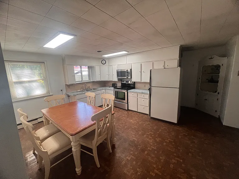 35 N Eastland Dr #1 — Photo 4