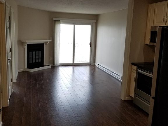 3rd image of 550 N Lake Pine Dr #2