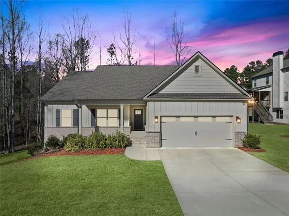 3305 Bentley Farms Ct, Loganville, GA 30052