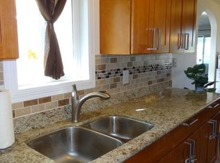 2117 SW 338th St, Federal Way, WA 98023