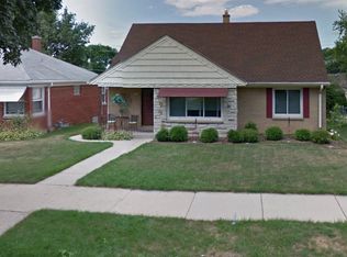 3243 N 93rd St, Milwaukee, WI 53222