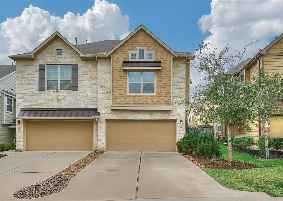 1st image of 110 Berlandier Ash Ct
