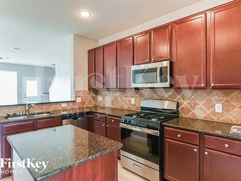 14902 Holland Grove Ct — Photo 6