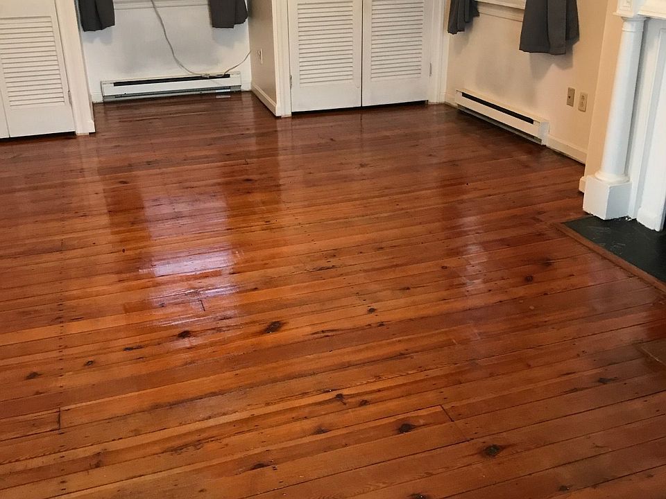 2nd image of 413 W Main St APT 2
