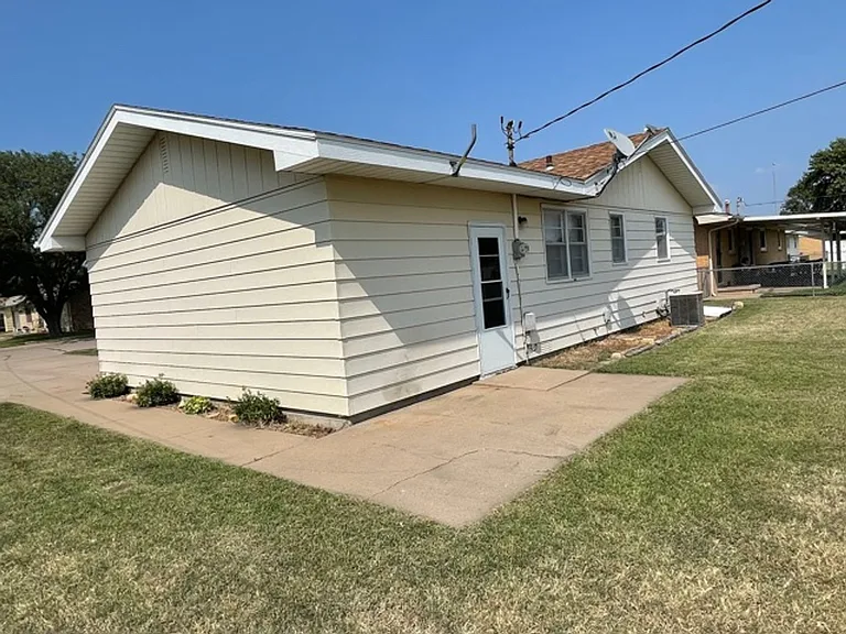 5621 Eisenhower Ave — Photo 12