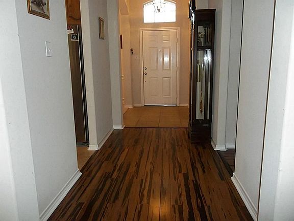 3rd image of 7502 Cypress Bluff Dr