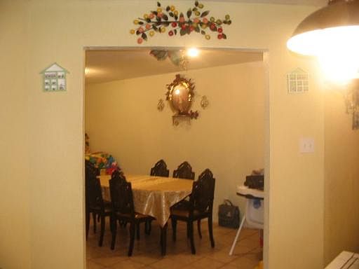 3rd image of 1315 CRYSTAL ST