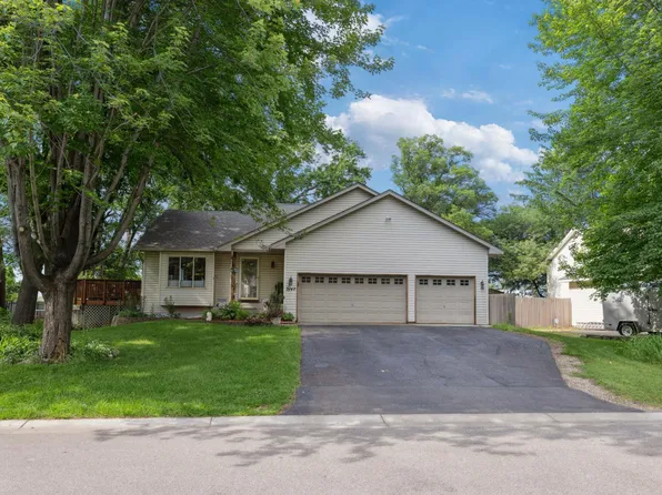 3147 94th Ln NE, Blaine, MN 55449