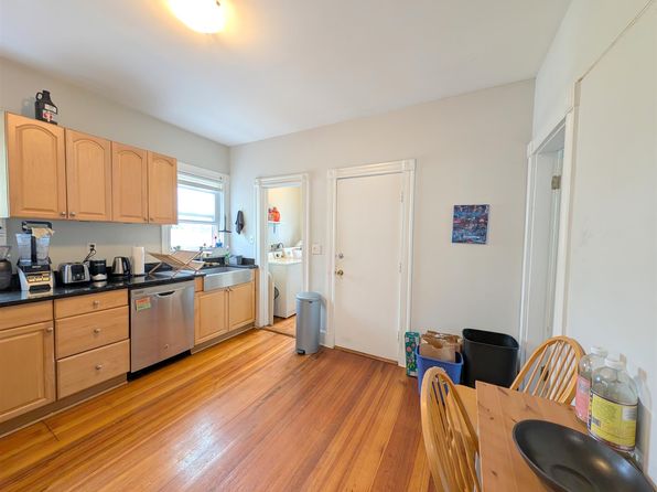 41-43 Belknap St