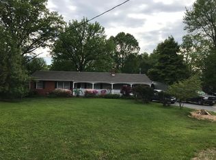 12112 Sunnyview Dr, Germantown, MD 20876
