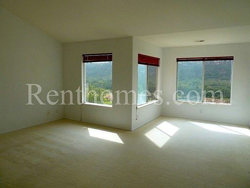 3rd image of 7353 Celata Ln