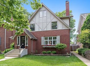 2328 Bryant Ave, Evanston, IL