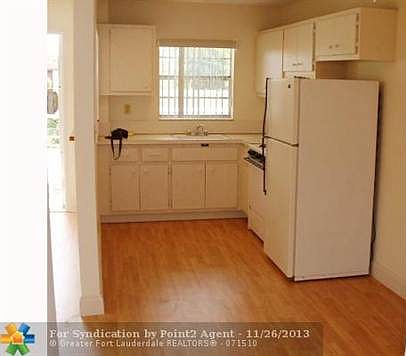 2nd image of 6201 SW 37th St APT 208