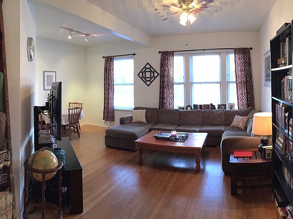 2nd image of 3702 N Paulina St