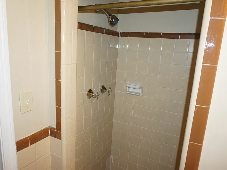 1217 Timothy Dr — Photo 29