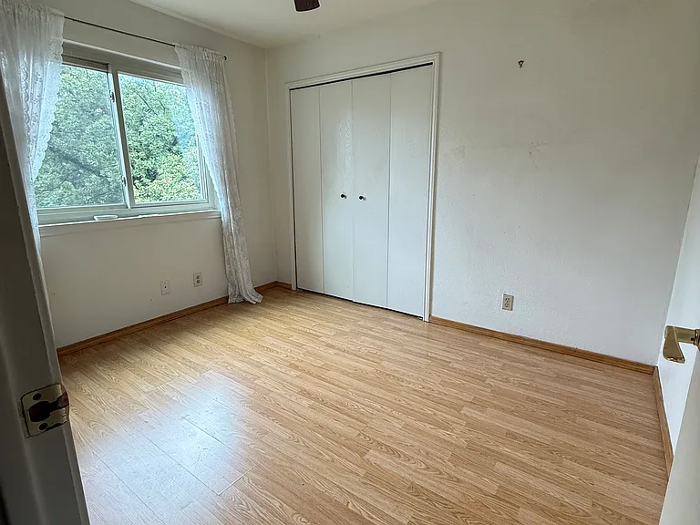 1104 Brookside Cv — Photo 17