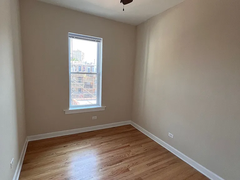 4449 N Broadway St #3 — Photo 6