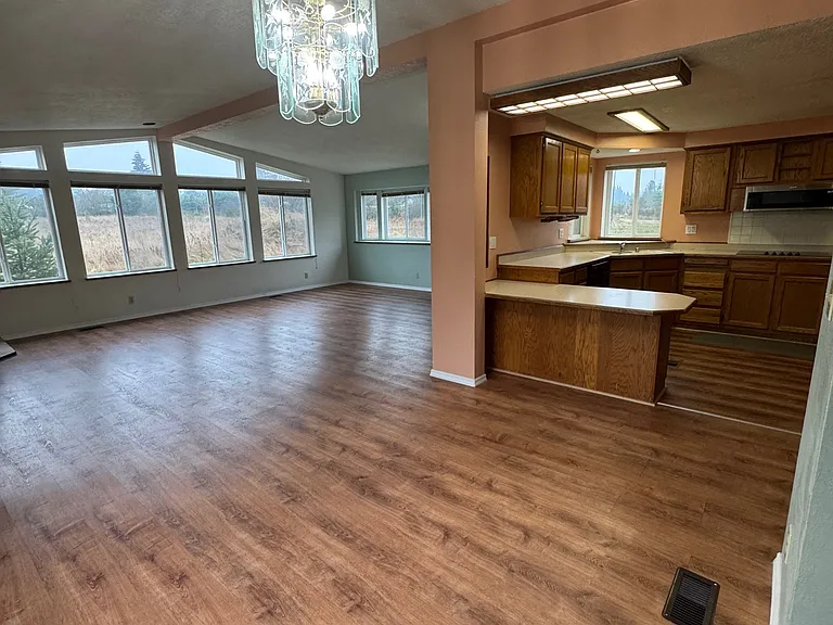 16840 Flume Rd SE — Photo 10