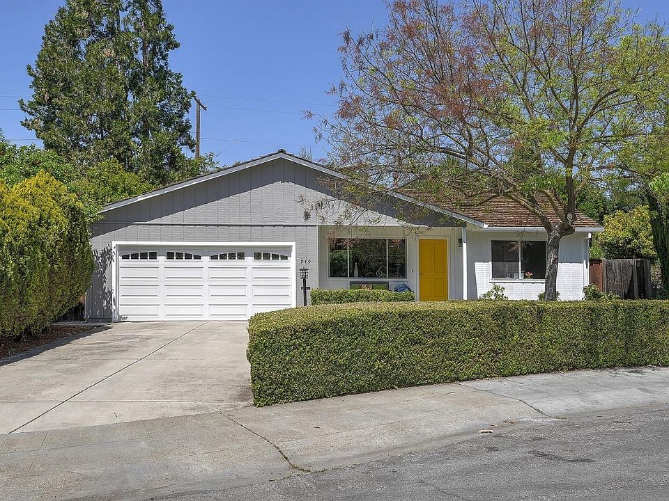 1st image of 949 Sycamore Dr