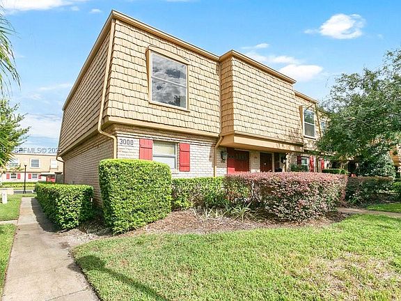 2nd image of 200 Saint Andrews Blvd APT 3001