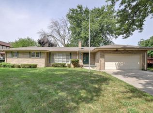 7930 Cooper Rd, Kenosha, WI 53142