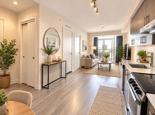 212 King William St #723, Hamilton, ON L8R 1B1